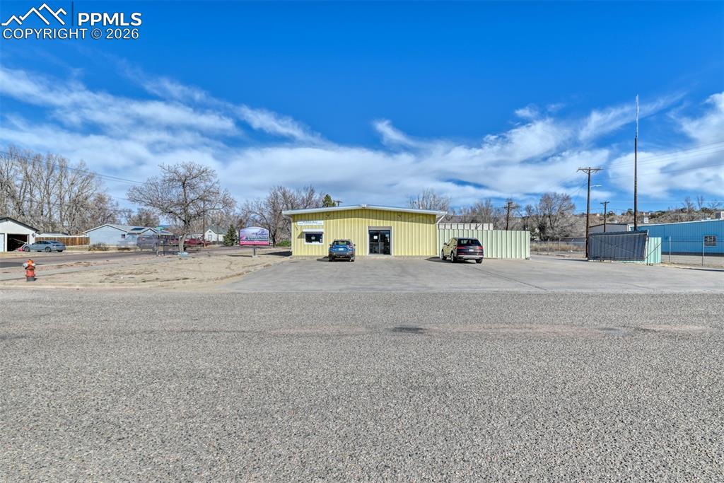 Image 20 of 50: Other