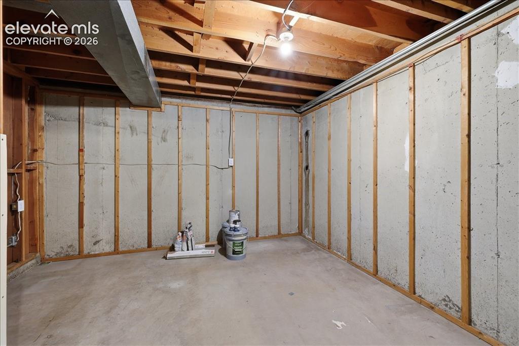 Image 31 of 44: Large storage room.