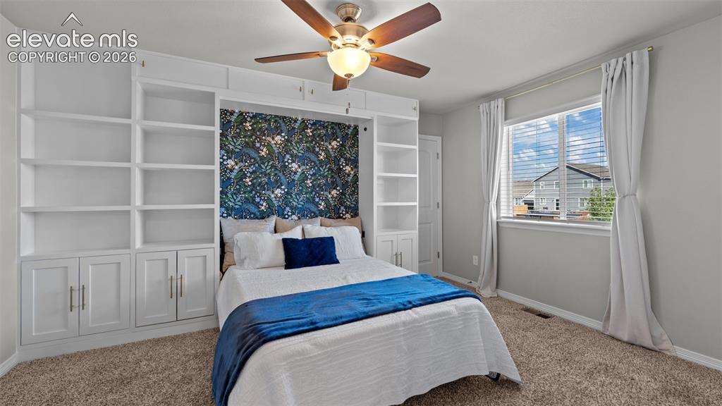 Image 18 of 39: Bedroom