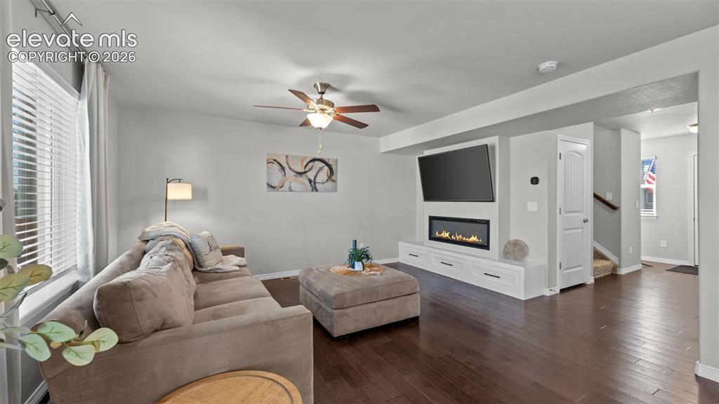 Image 8 of 39: Living Room