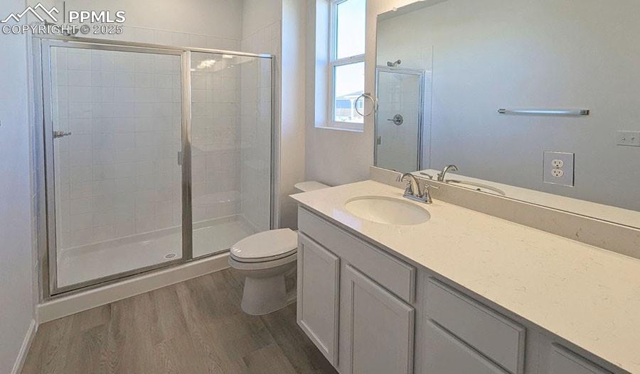 Image 7 of 11: Bathroom