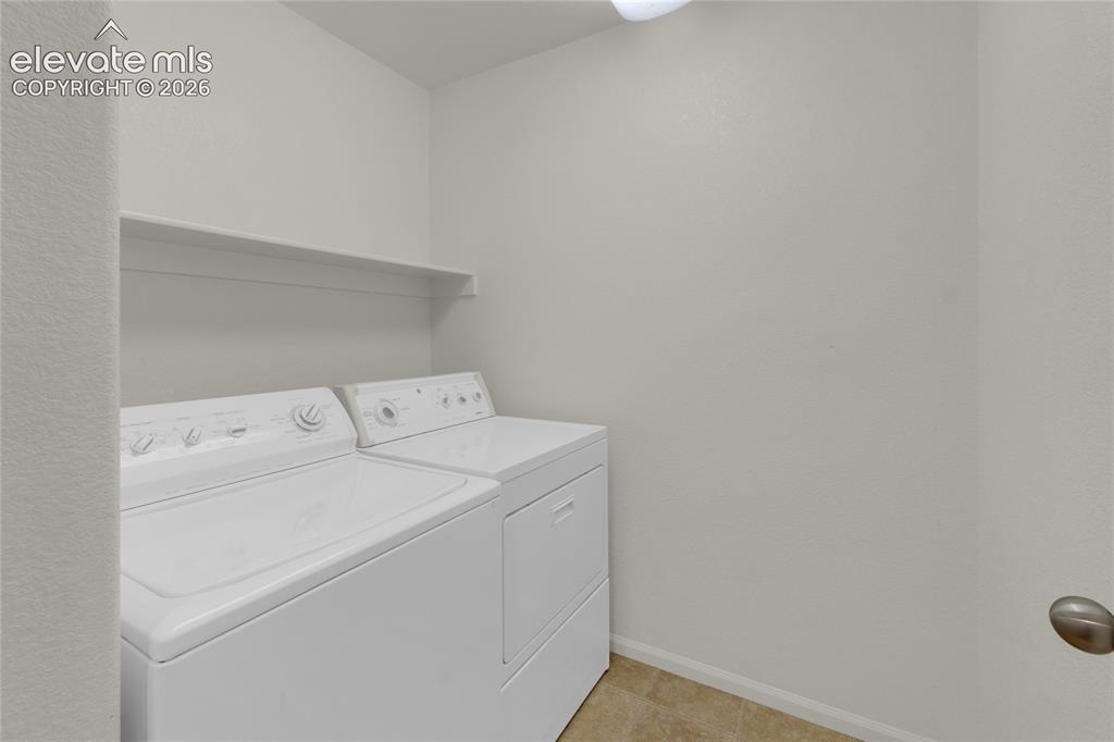 Image 20 of 24: Laundry