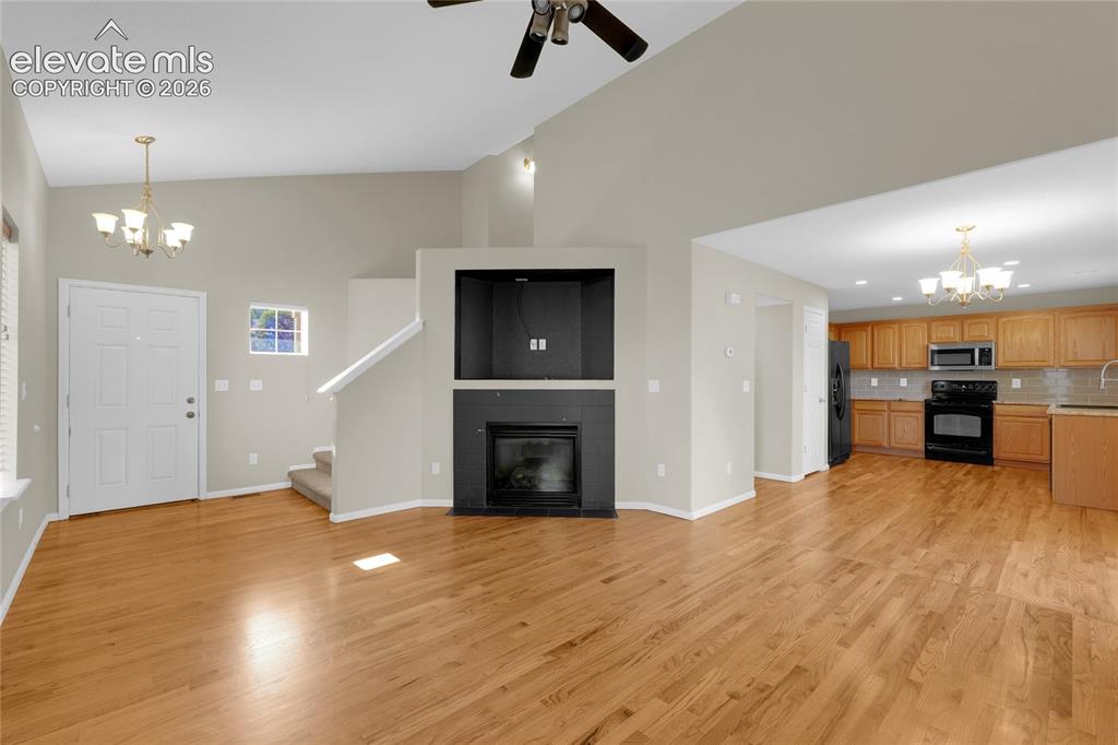 Image 9 of 24: Living Room