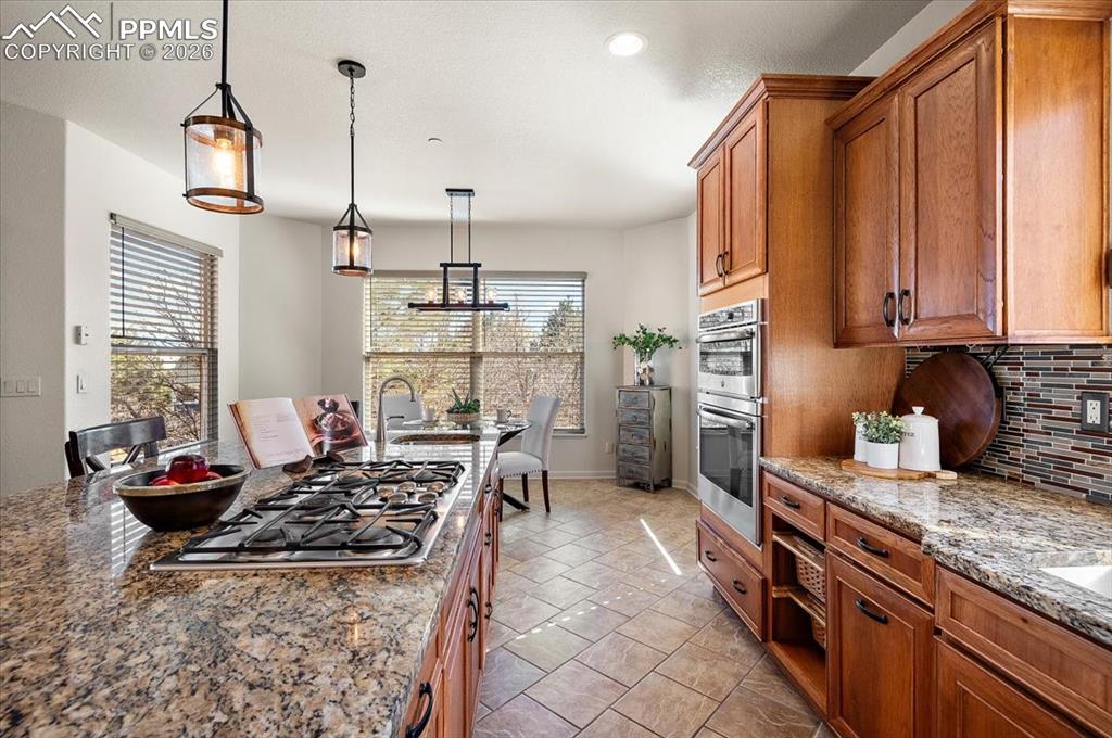 Image 13 of 35: Kitchen