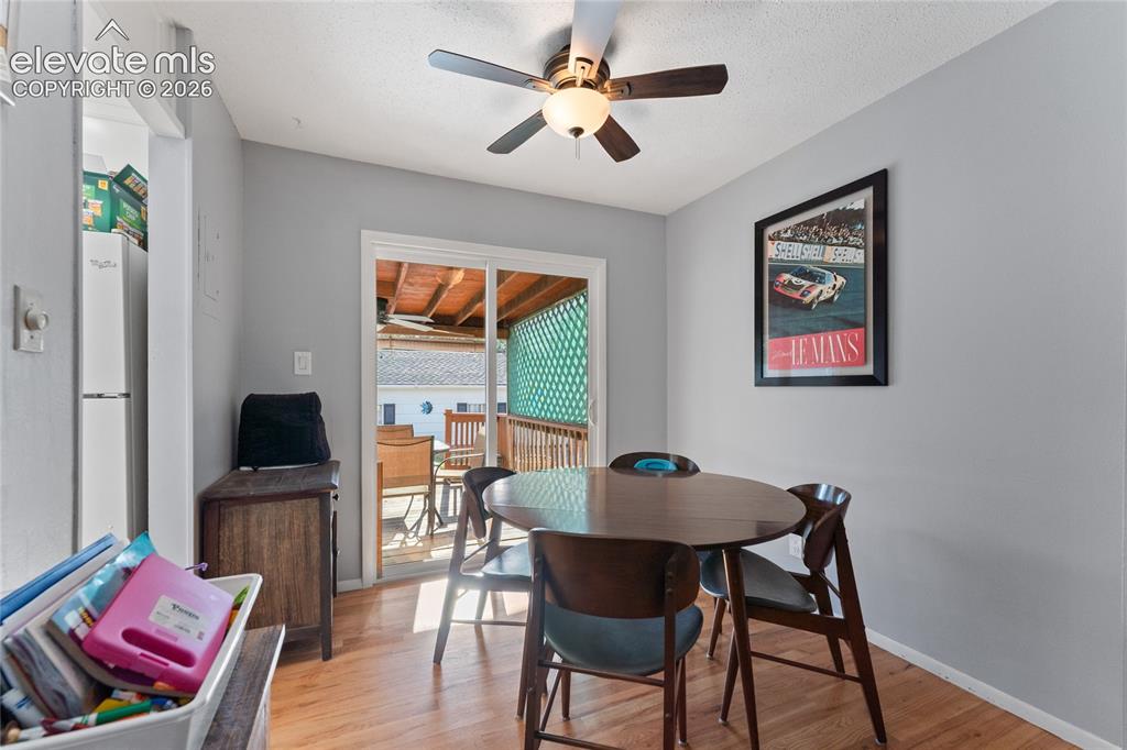 Image 11 of 48: Dining Area