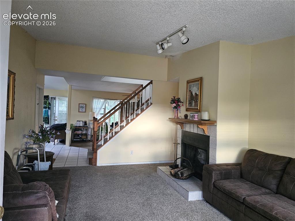 Image 3 of 6: View from the front entryway.