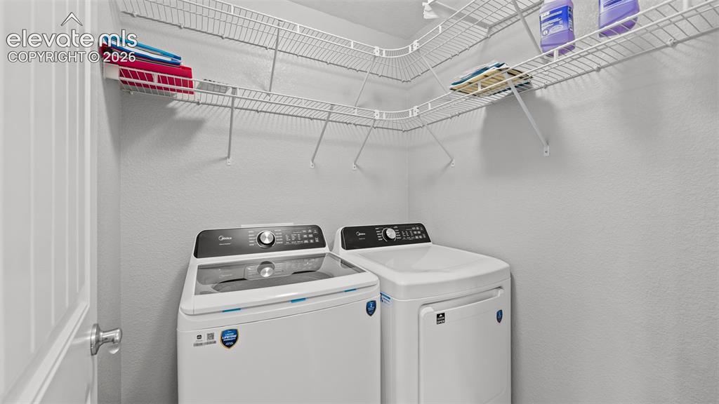 Image 14 of 41: Laundry