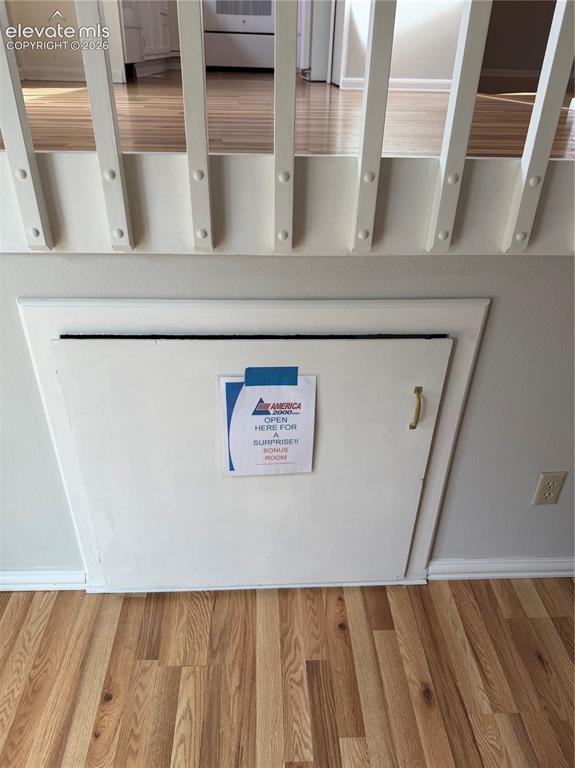 Image 30 of 30: Entrance to bonus room.