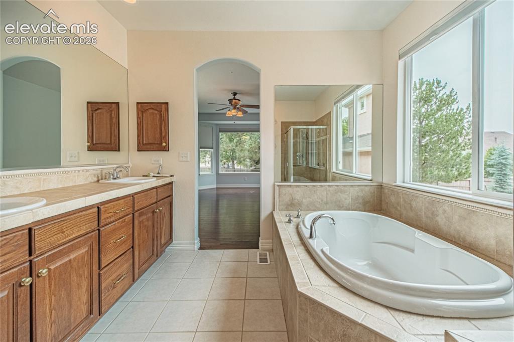 Image 21 of 50: Master Bathroom