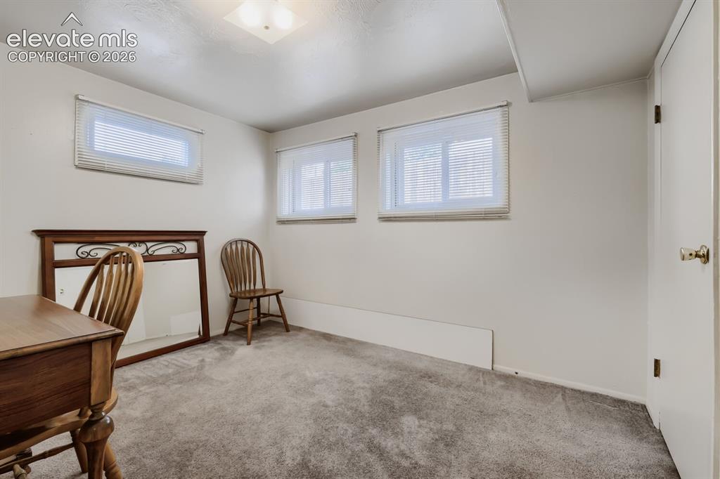 Image 20 of 29: 3rd bedroom being used as office