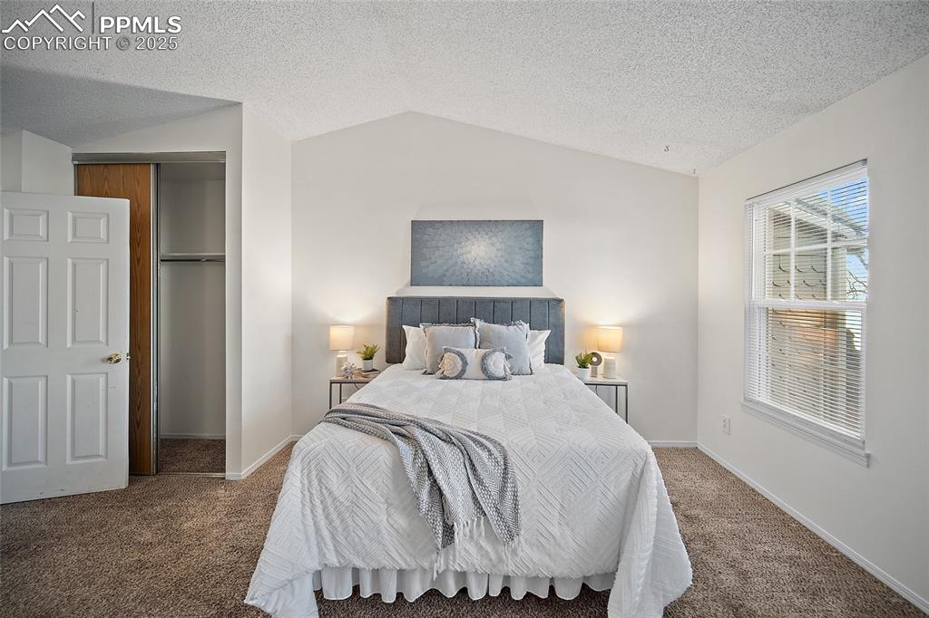 Image 13 of 28: Bedroom