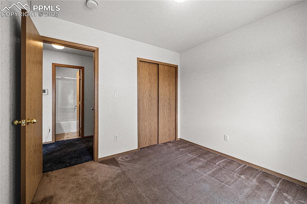 Image 15 of 28: Bedroom