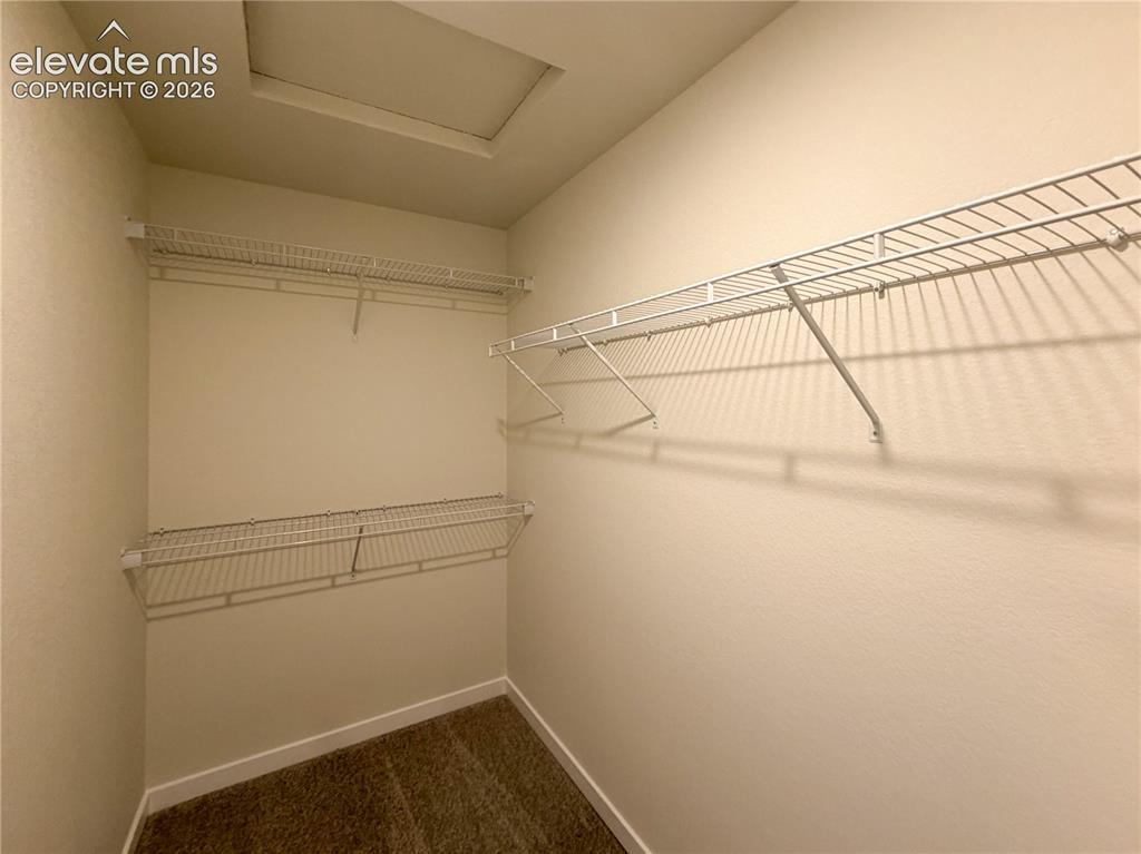 Image 15 of 28: Closet