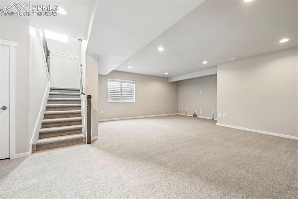 Image 33 of 50: Main level