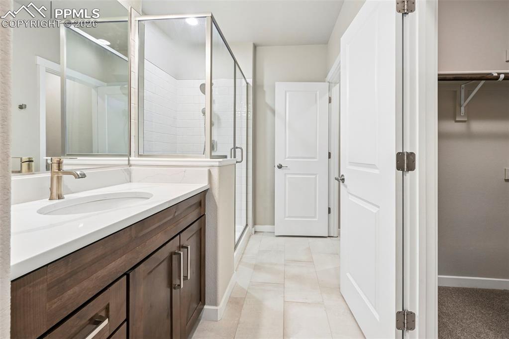 Image 40 of 50: Junior suite ins the basement