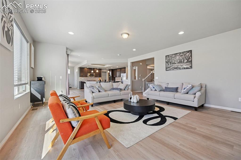 Image 14 of 37: Living Room