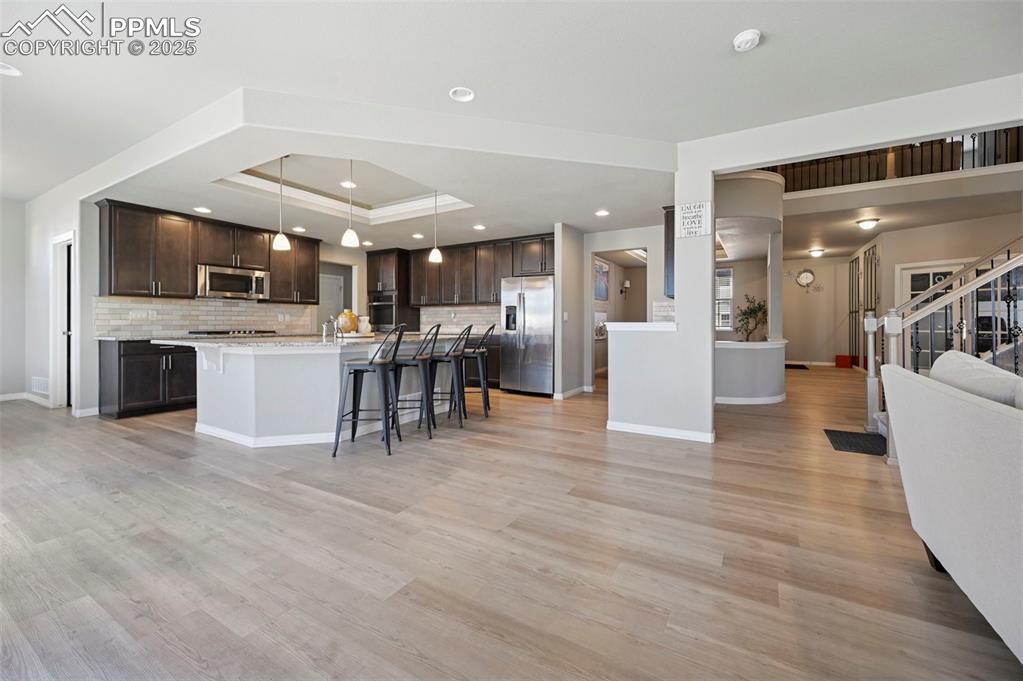 Image 15 of 37: Kitchen