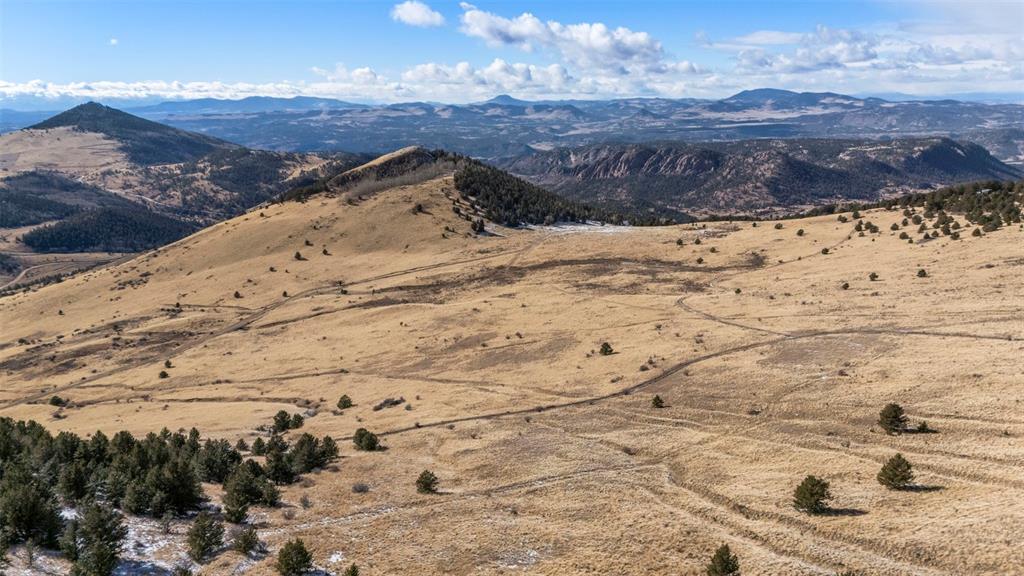 Image 12 of 19: View