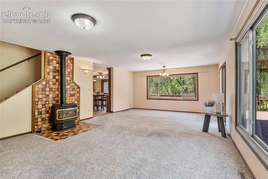 Image 19 of 49: Main Level Family/Dining Combo