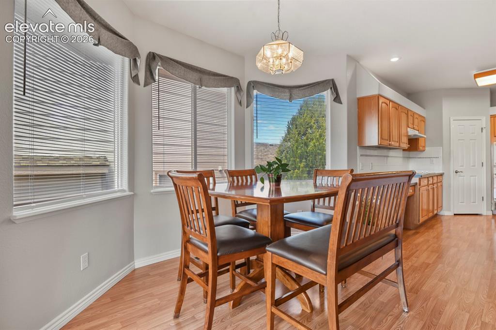 Image 8 of 45: Dining Area