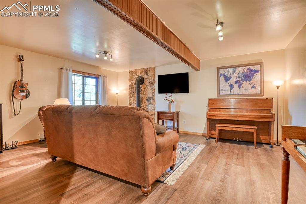 Image 26 of 38: Family Room