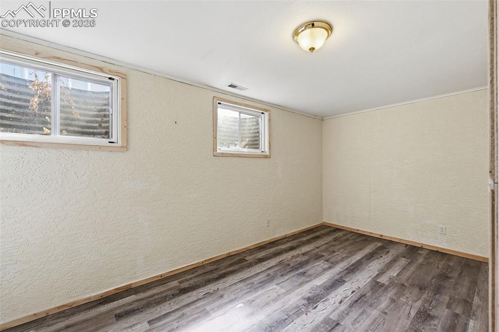 Image 20 of 27: Other