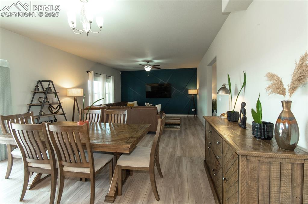 Image 11 of 44: Dining Area