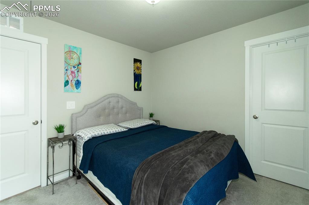 Image 21 of 44: Bedroom