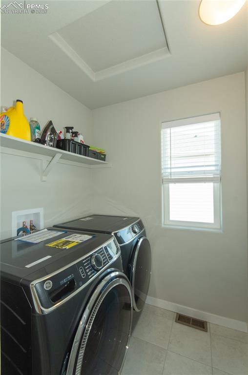 Image 33 of 44: Laundry