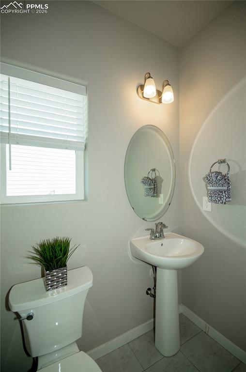 Image 34 of 44: Bathroom