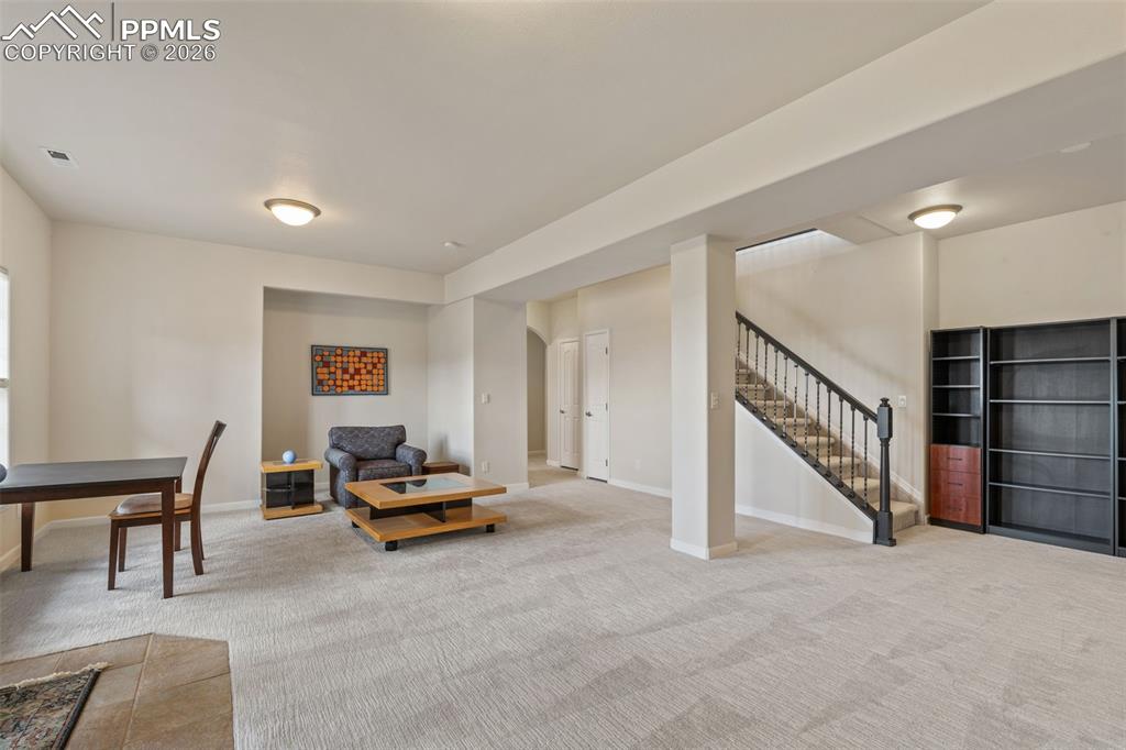 Image 28 of 39: Living Room