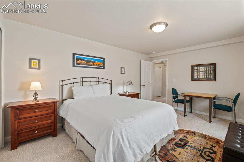 Image 32 of 39: Bedroom