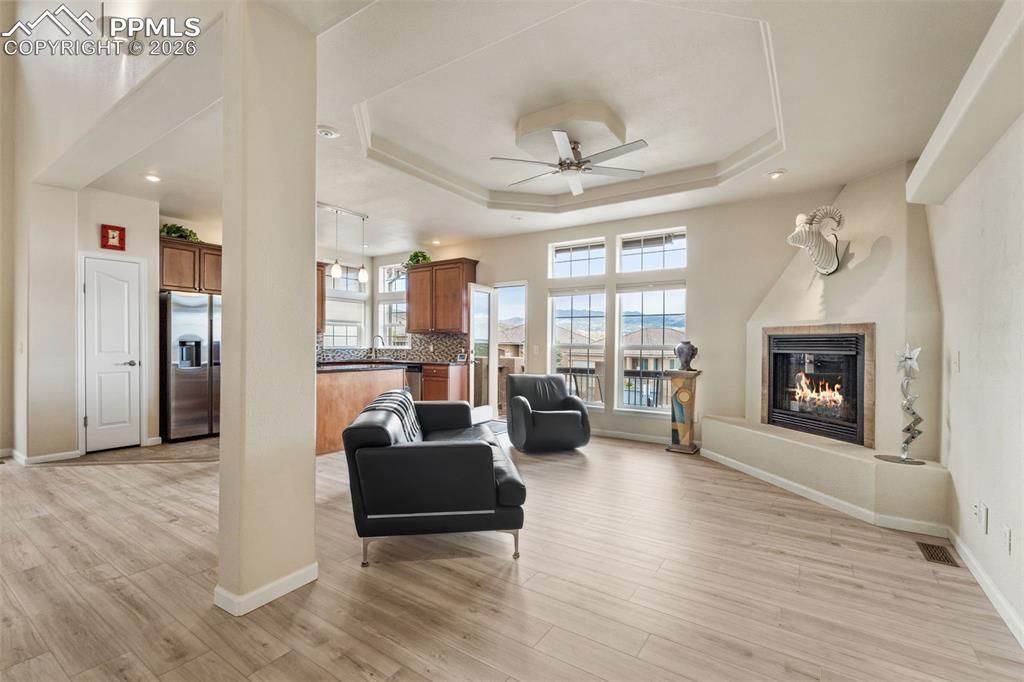 Image 7 of 39: Living Room