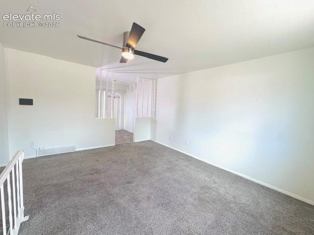 Image 3 of 20: Living room