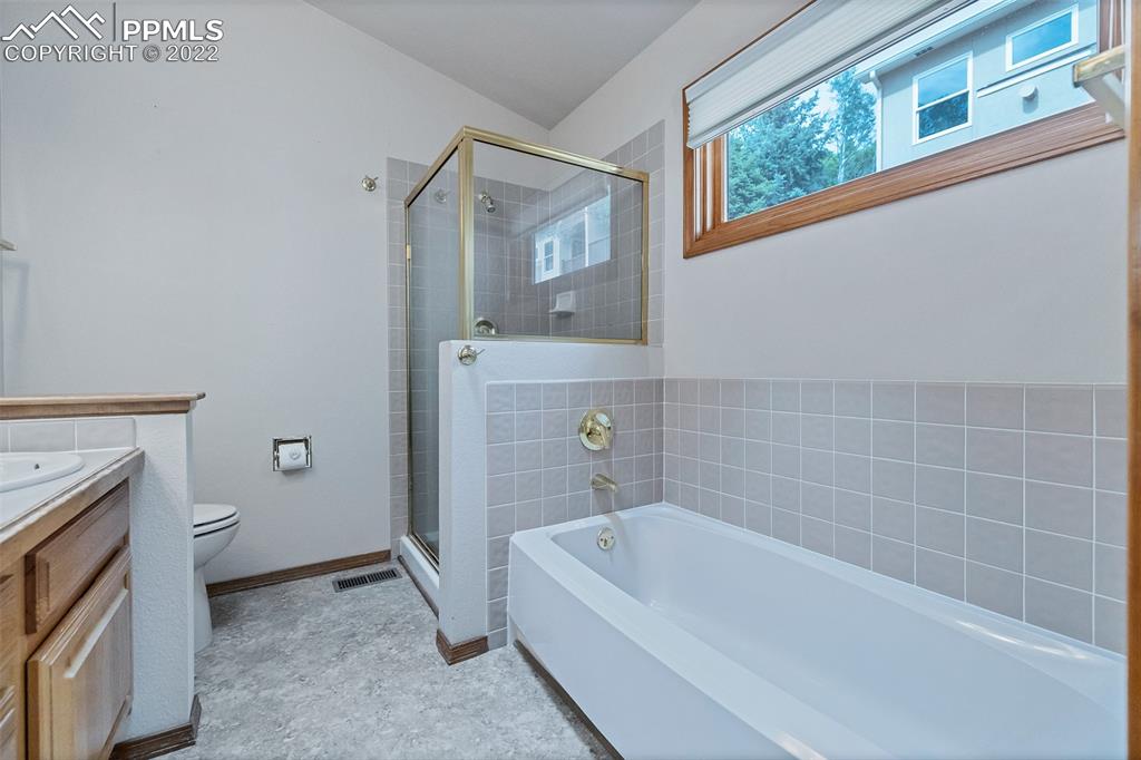 Listing 7753052, Image 10 of 47
