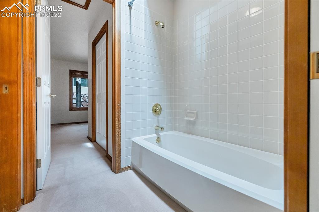 Listing 7753052, Image 34 of 47