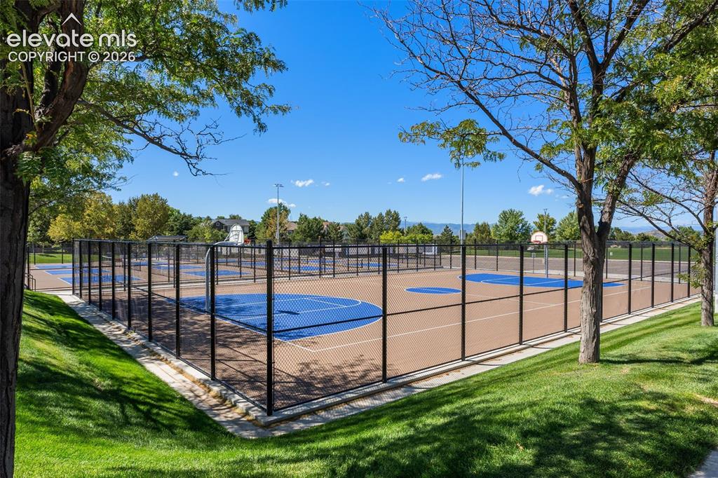 Image 33 of 39: Home is in close proximity to many parks- Butterfield Park in particular