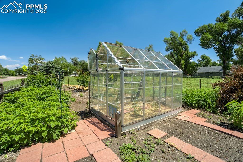 Image 27 of 40: Out Buildings