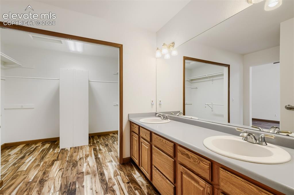 Image 18 of 49: Master Bedroom