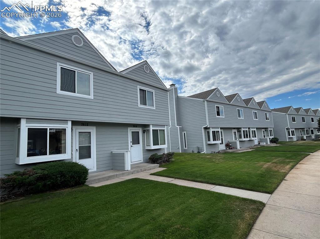 Image 9 of 9: Front of Structure