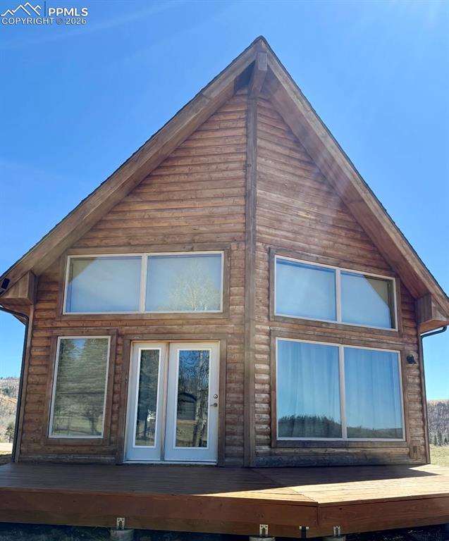 Image 3 of 40: Side of Structure