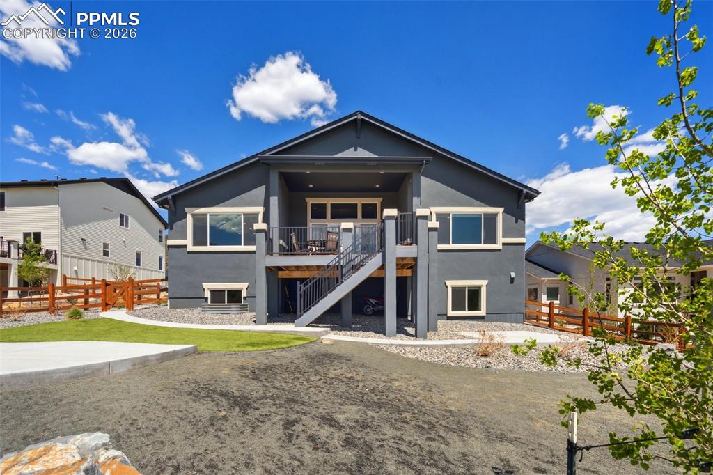 Image 39 of 50: Back of Structure