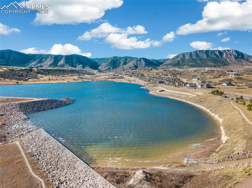 Image 50 of 50: Lake