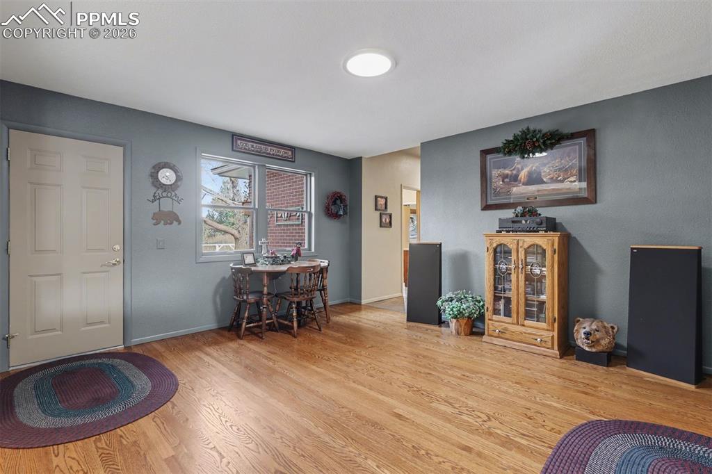 Image 28 of 50: Laundry