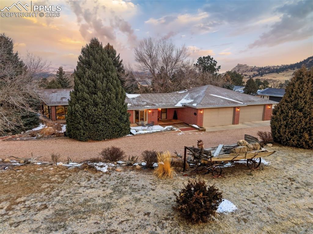 Image 40 of 50: Other