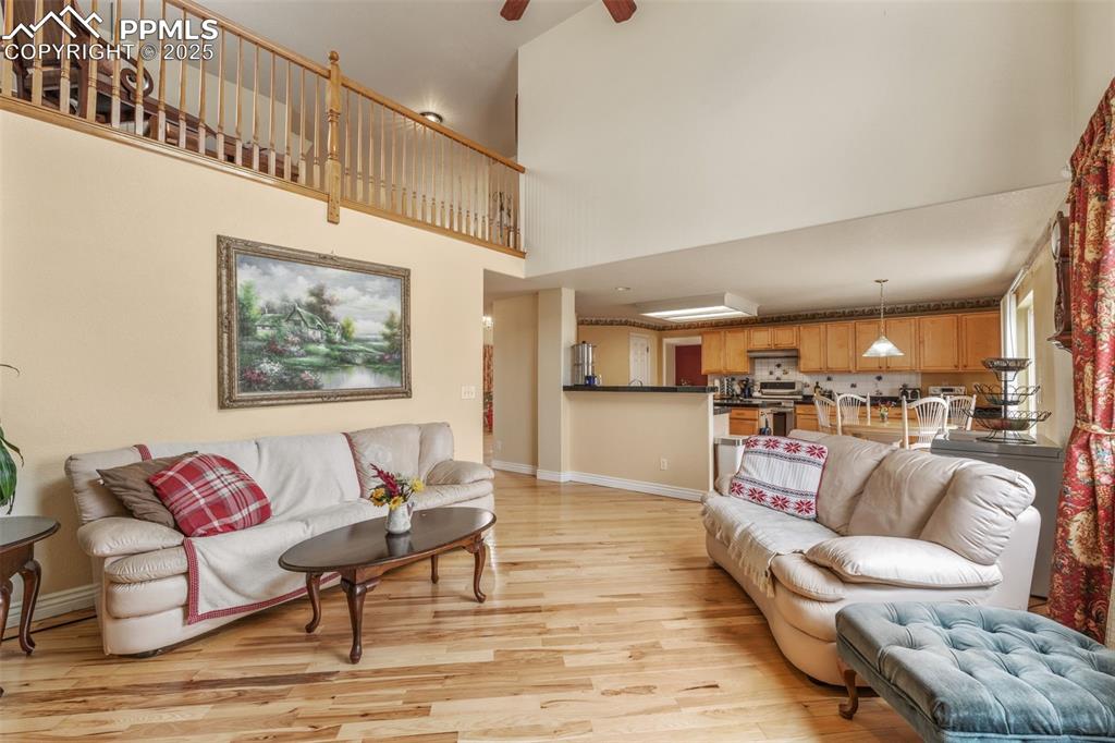 Image 12 of 41: Living Room