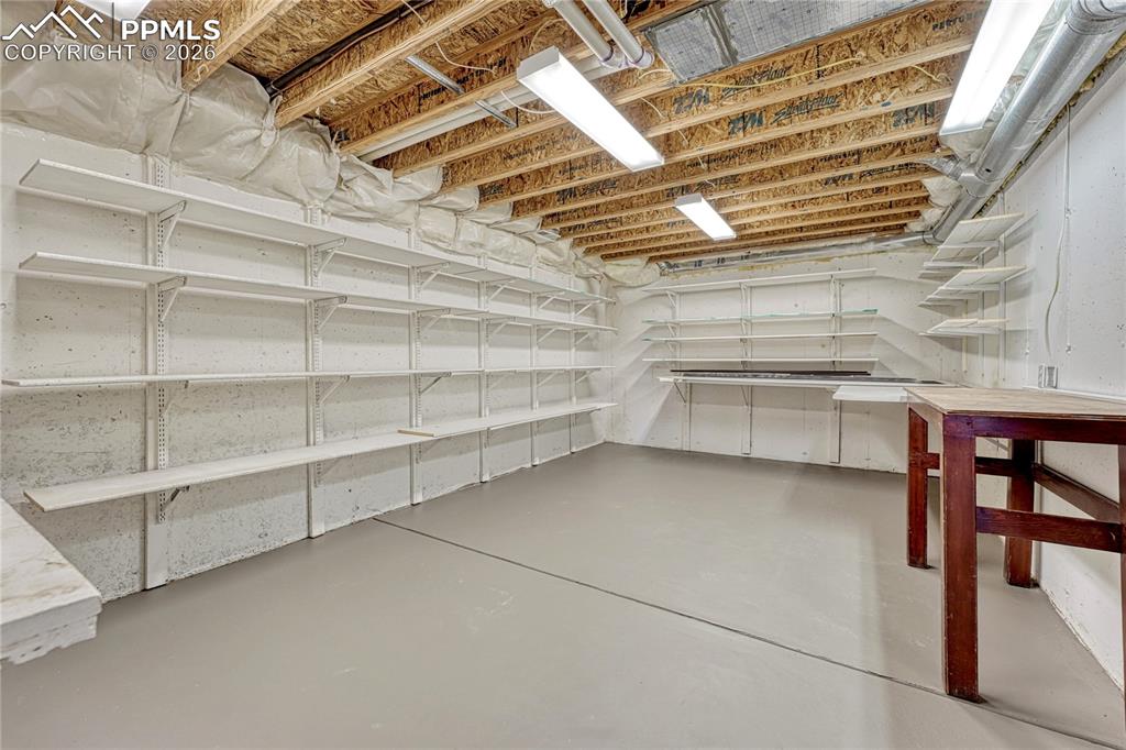 Image 42 of 50: Storage