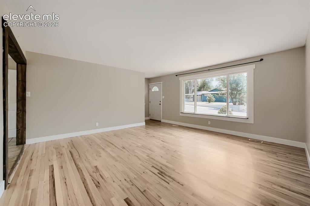 Image 7 of 28: Living Room