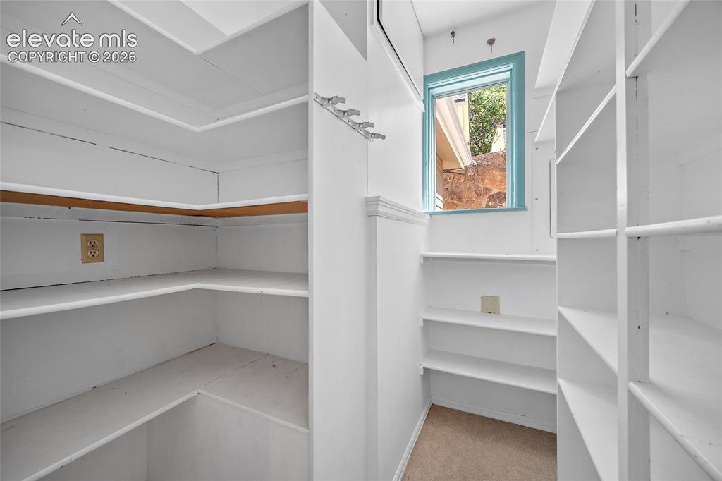 Image 41 of 48: Pantry