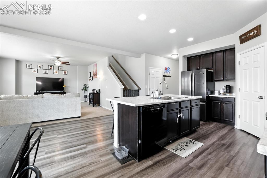 Image 9 of 37: Kitchen